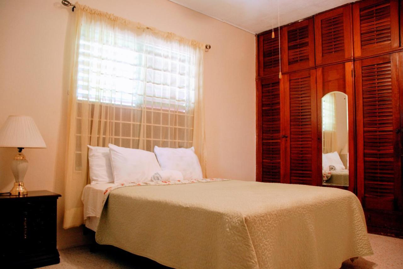 Jacks Hill Tropical Arcadia Hotel Kingston Ngoại thất bức ảnh